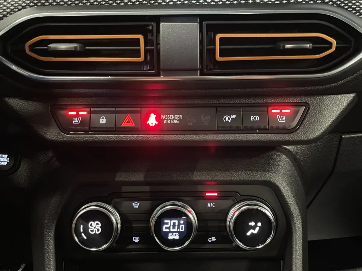 1.0 TCe 91 PK||NAVIGATIE|CAMERA|CARPLAY|CLIMATE+CRUISE CTRL|STOELVERWARMING|BLUETOOTH|PDC V+A|ELEK. PAKKET|