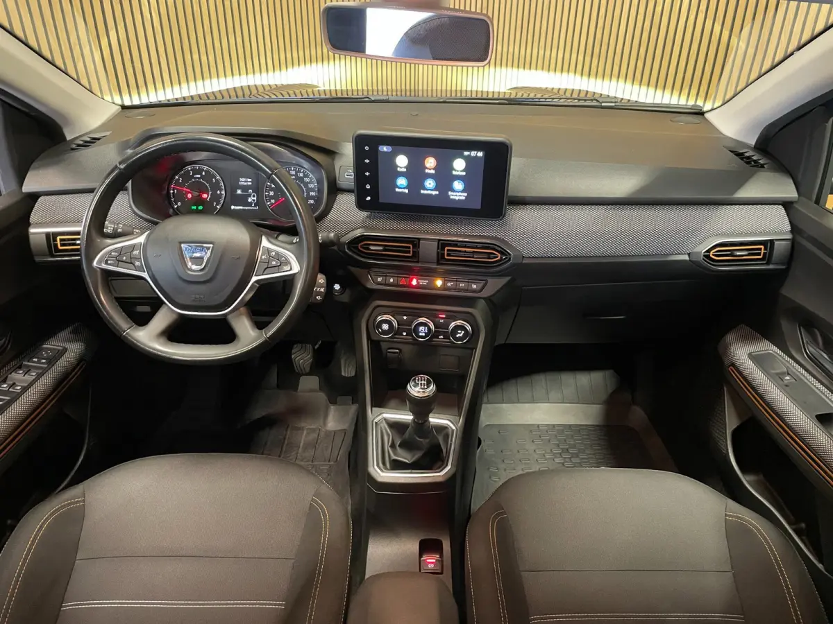 1.0 TCe 91 PK||NAVIGATIE|CAMERA|CARPLAY|CLIMATE+CRUISE CTRL|STOELVERWARMING|BLUETOOTH|PDC V+A|ELEK. PAKKET|