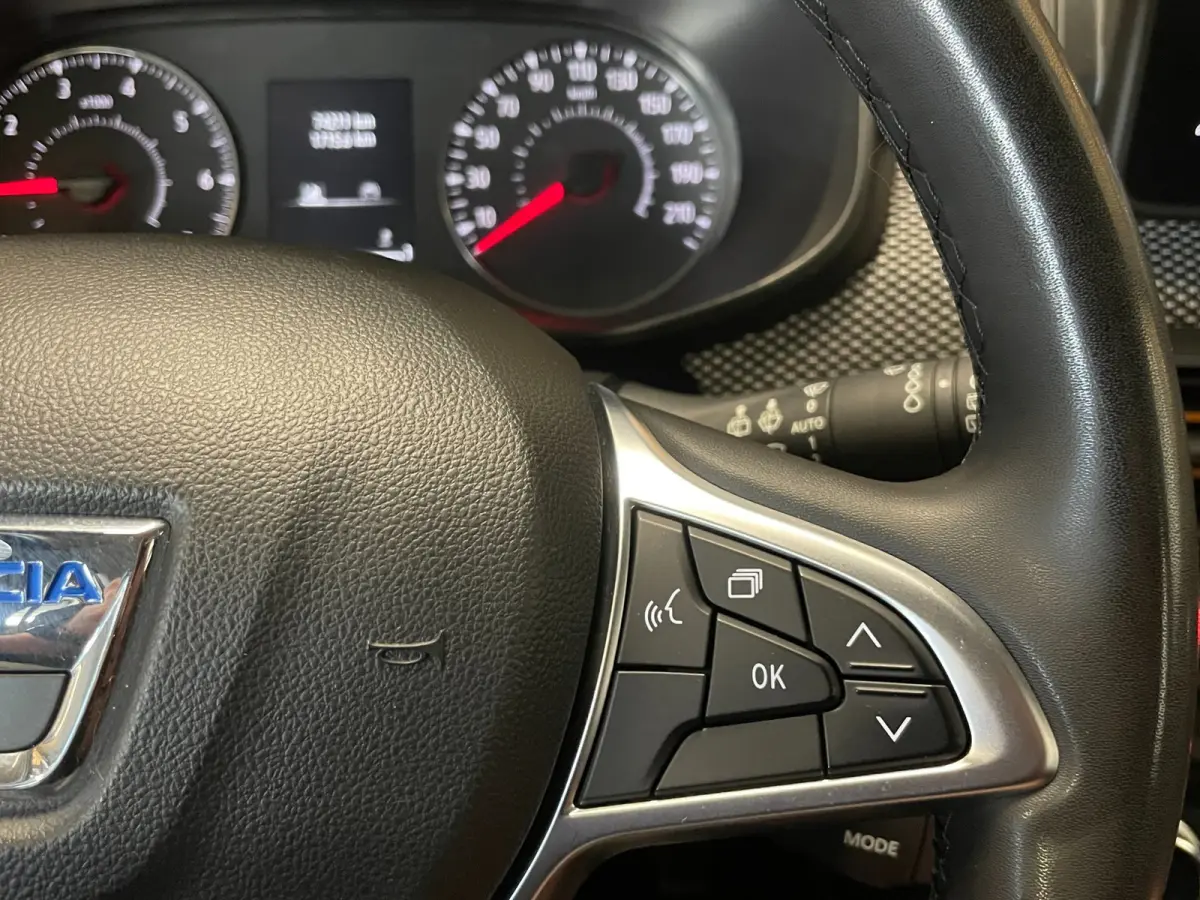 1.0 TCe 91 PK||NAVIGATIE|CAMERA|CARPLAY|CLIMATE+CRUISE CTRL|STOELVERWARMING|BLUETOOTH|PDC V+A|ELEK. PAKKET|