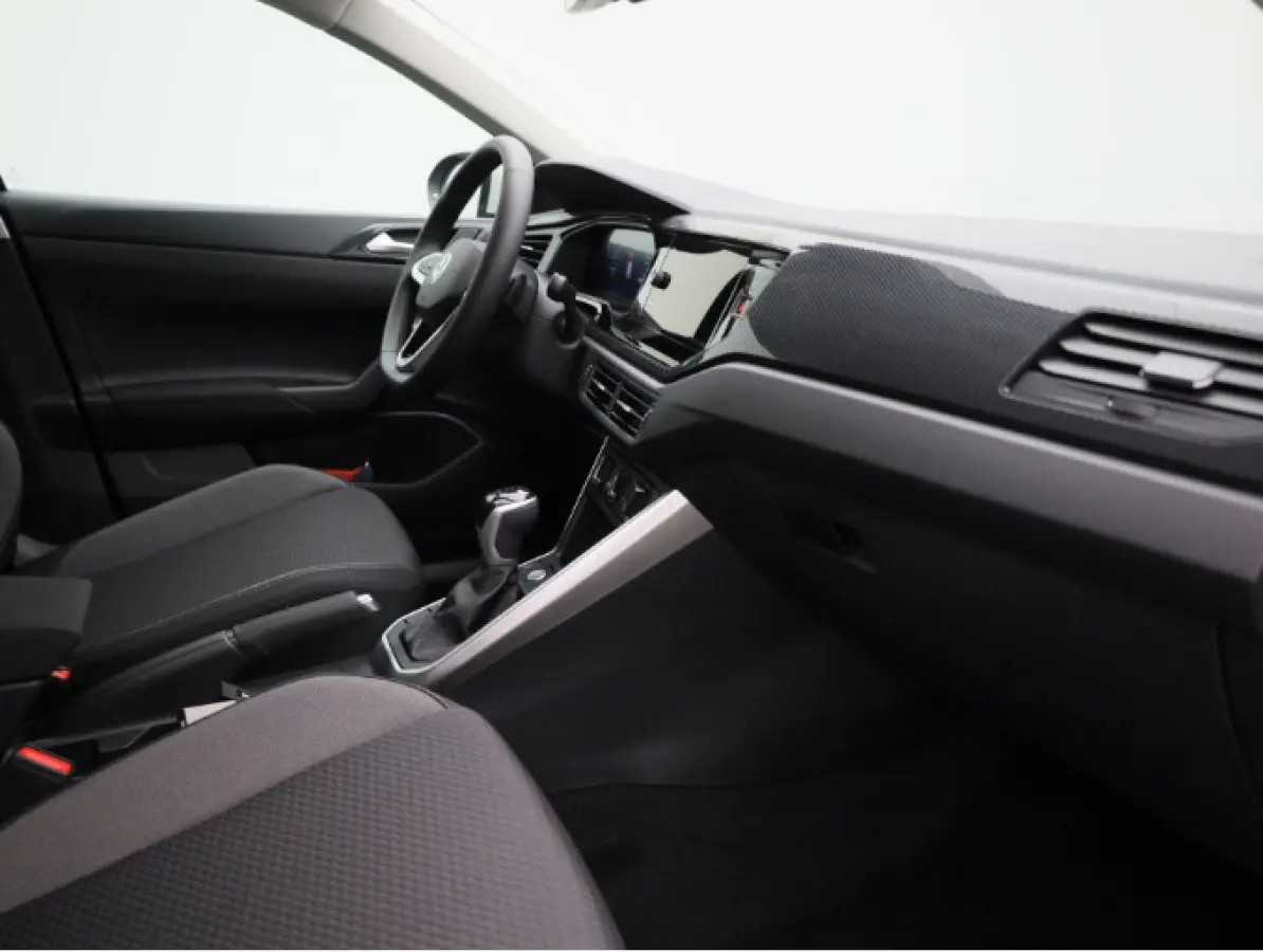 1.0 TSI Life Edition 116 PK Automaat | Apple Carplay draadloos | Parkeersensoren | Camera | 17" Lichtmetalen velgen | LED koplampen | Android Auto draadloos | Keyless access | Ruiten getint 