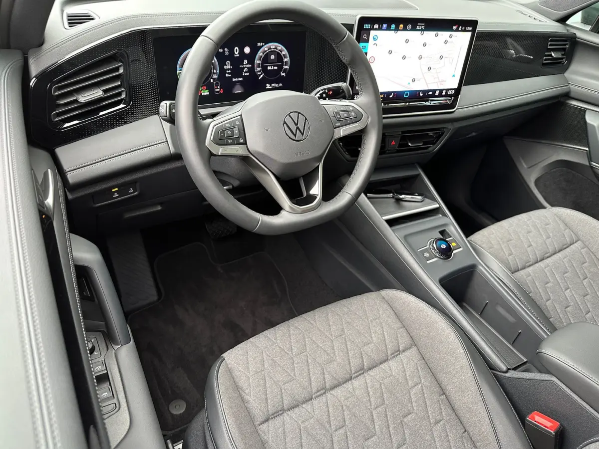 1.5 eHybrid 204pk Life | Trekhaak | 360 Camera | Navigatie | Carplay | Adaptieve Cruise | Rijklaar incl. verlengde garantie
