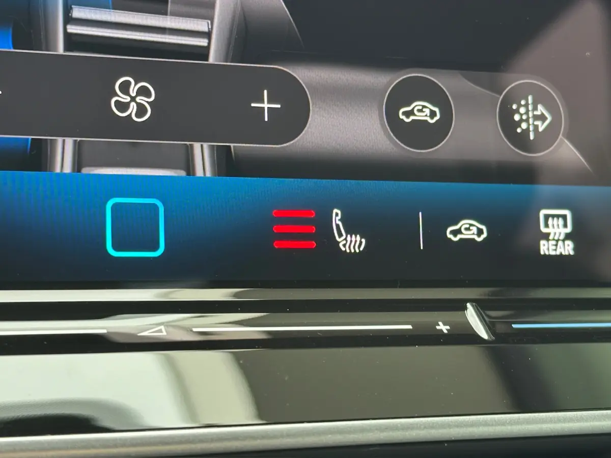 1.5 eHybrid 204pk Life | Trekhaak | 360 Camera | Navigatie | Carplay | Adaptieve Cruise | Rijklaar incl. verlengde garantie