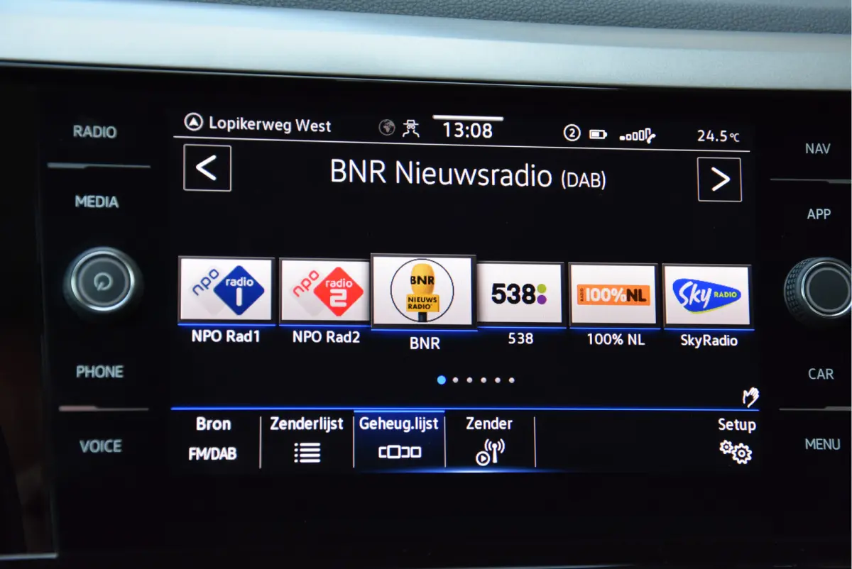1.0 TSI 96 PK Nieuwstaat! NAP IQ-Drive navi carplay