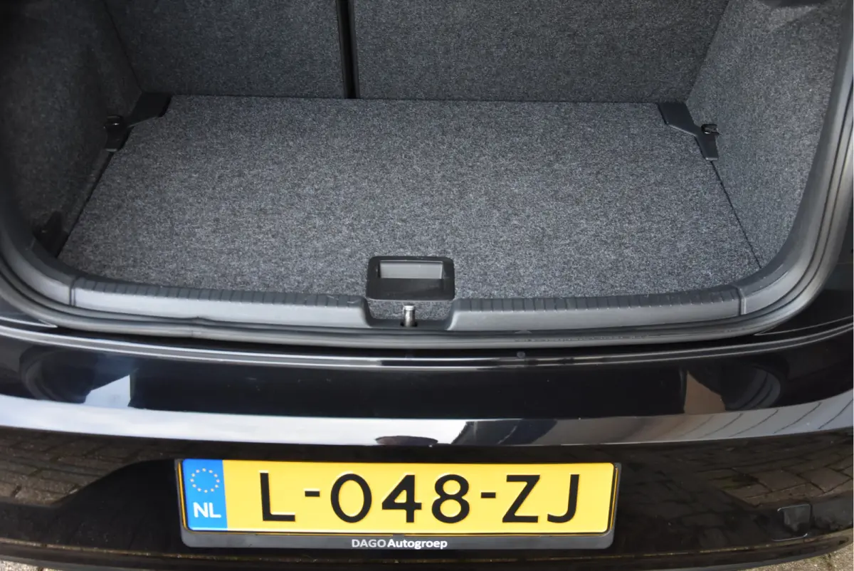 1.0 TSI 96 PK Nieuwstaat! NAP IQ-Drive navi carplay