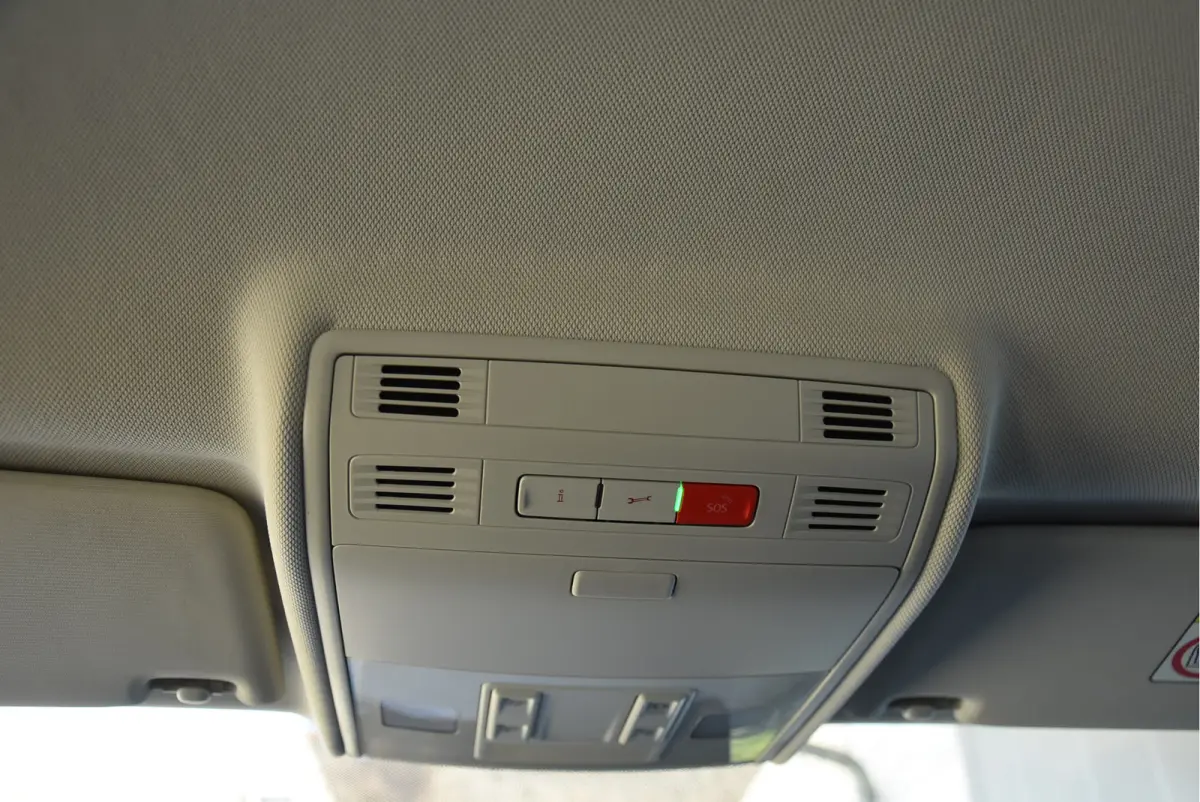 1.0 TSI 96 PK Nieuwstaat! NAP IQ-Drive navi carplay