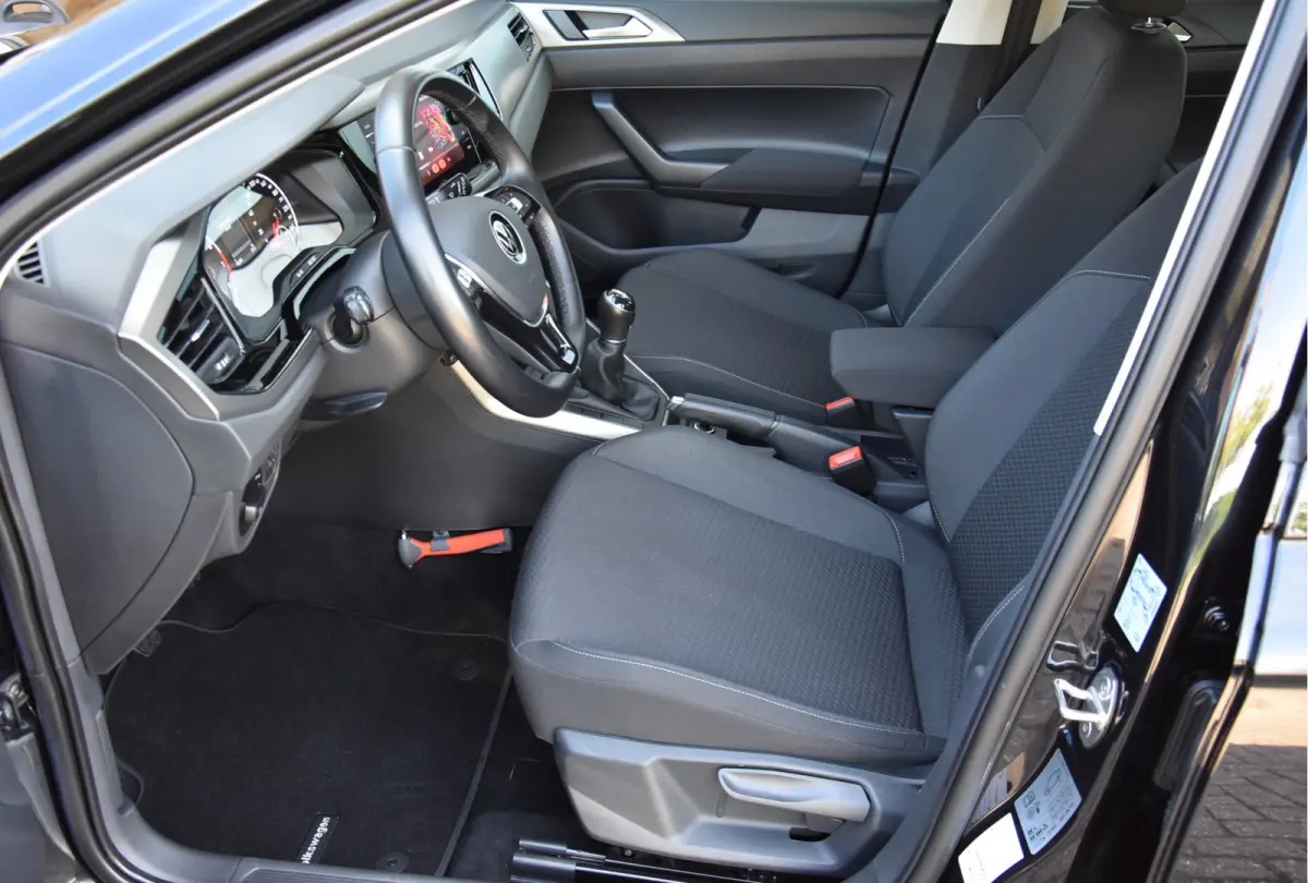 1.0 TSI 96 PK Nieuwstaat! NAP IQ-Drive navi carplay
