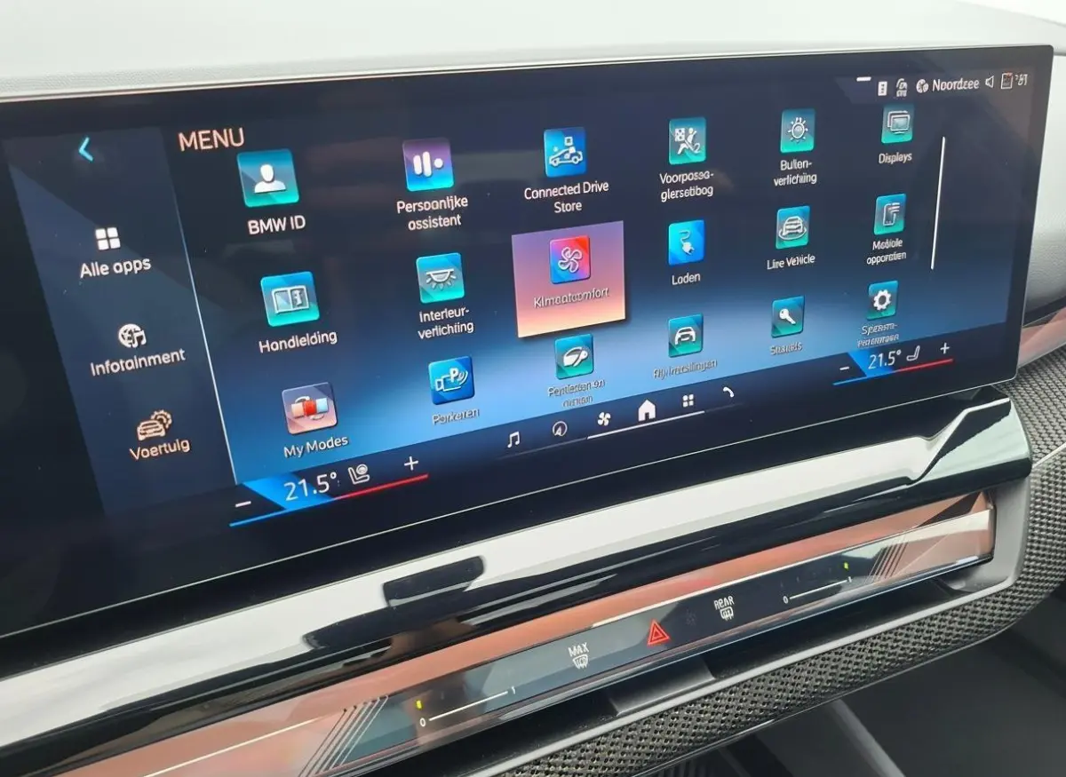 eDrive40 84kWh | M-Sport Pro | Panoramadak | Head-up | Harman/Kardon | NAP | Trekhaak | Leder
