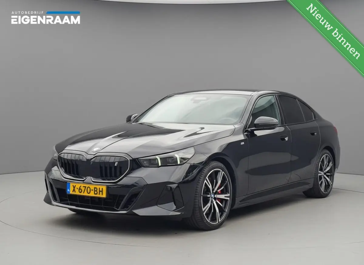 eDrive40 84kWh | M-Sport Pro | Panoramadak | Head-up | Harman/Kardon | NAP | Trekhaak | Leder