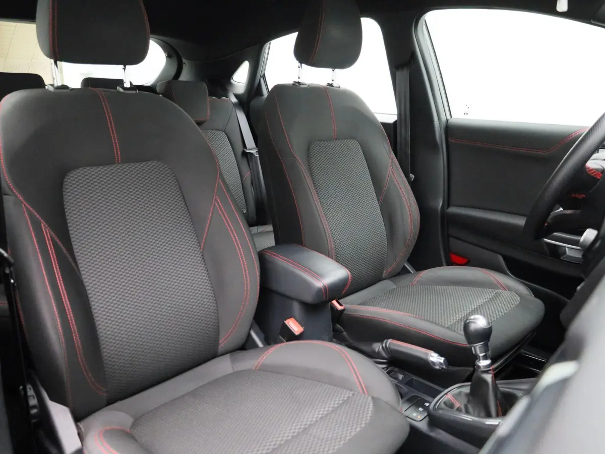 1.0 EcoBoost ST-Line | Trekhaak | PDC Achter | LMV | Airco | Cruise Control |