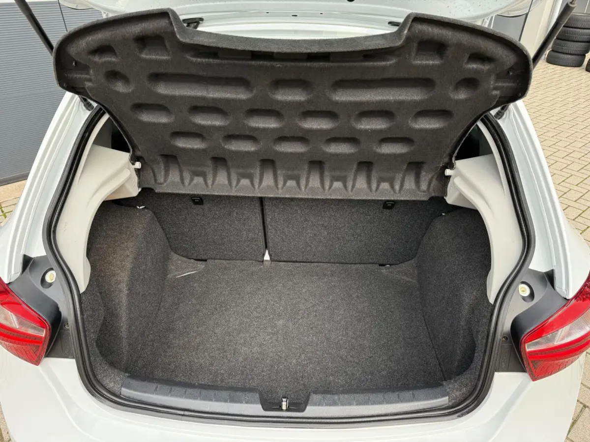 1.0 EcoTSI FR | CarPlay | LED | Navigatie | Climate | Cruise | Sensoren