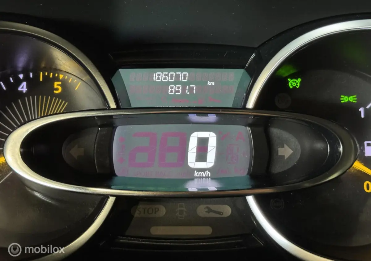 1.5 dCi ECO Dynamique [ ZGOH clima trekhaak cruise ]