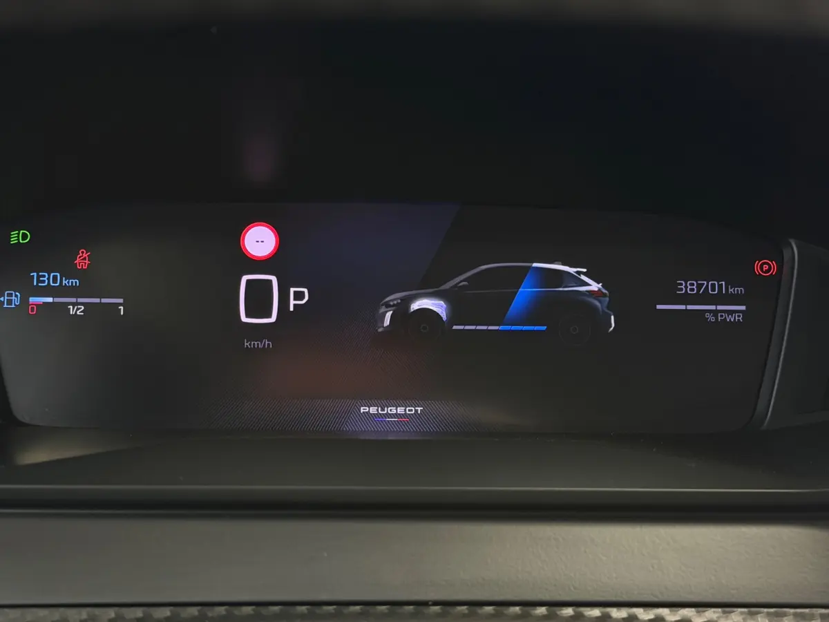 1.2 Hybrid 100 e-DCS6 Allure CarPlay Camera