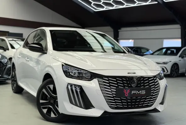 1.2 Hybrid 100 e-DCS6 Allure CarPlay Camera
