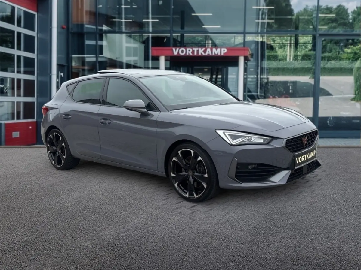 1.4 TSI eHYBRID VZ PANO-DAK/CAMERA/CRUISE/STOEL+STUURVERW/CARPLAY