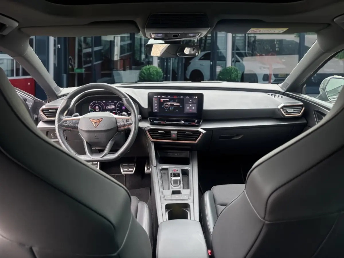 1.4 TSI eHYBRID VZ PANO-DAK/CAMERA/CRUISE/STOEL+STUURVERW/CARPLAY
