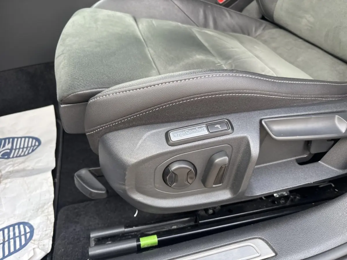 1.4 TSI eHYBRID R-LINE BUSINESS+ CAMERA/ELEK-KLEP/ACC/STOELVERW/CARPLAY