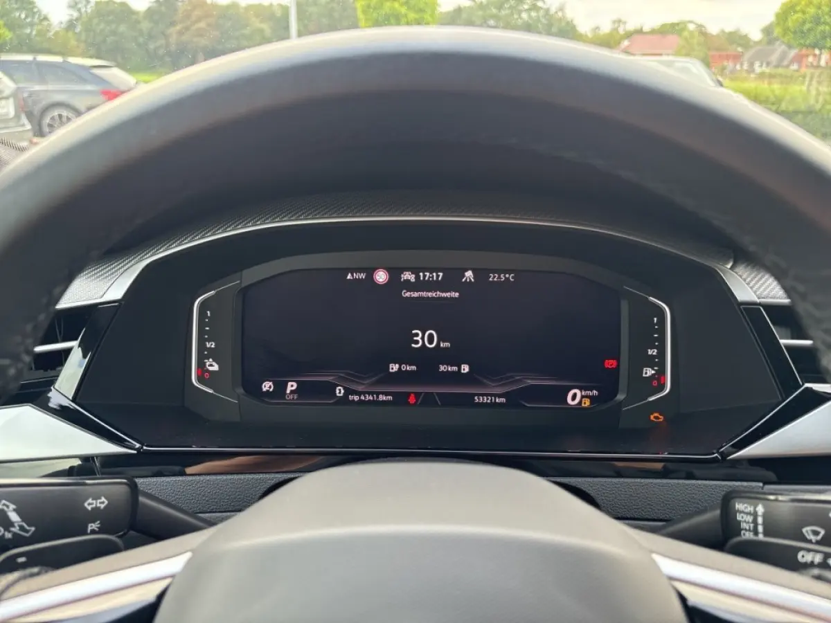 1.4 TSI eHYBRID R-LINE BUSINESS+ CAMERA/ELEK-KLEP/ACC/STOELVERW/CARPLAY