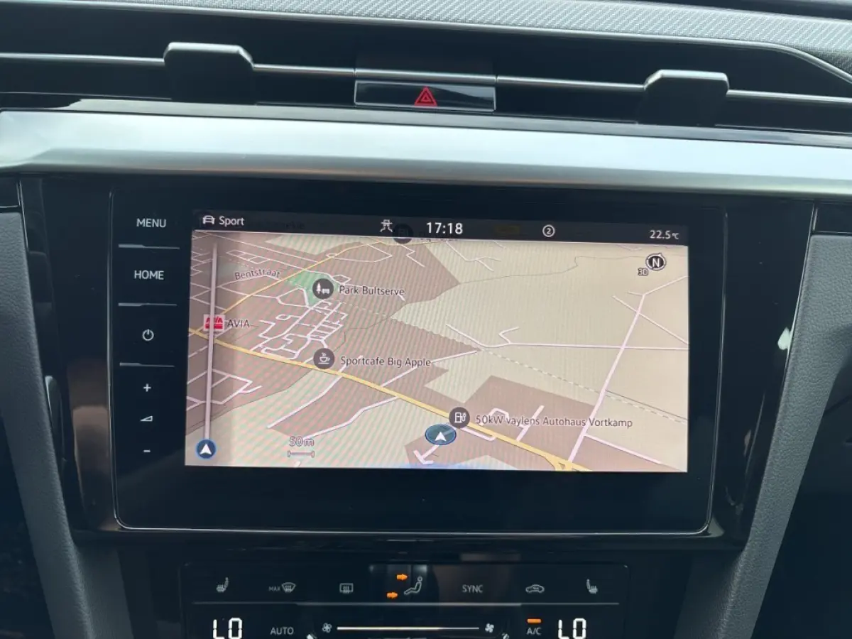 1.4 TSI eHYBRID R-LINE BUSINESS+ CAMERA/ELEK-KLEP/ACC/STOELVERW/CARPLAY