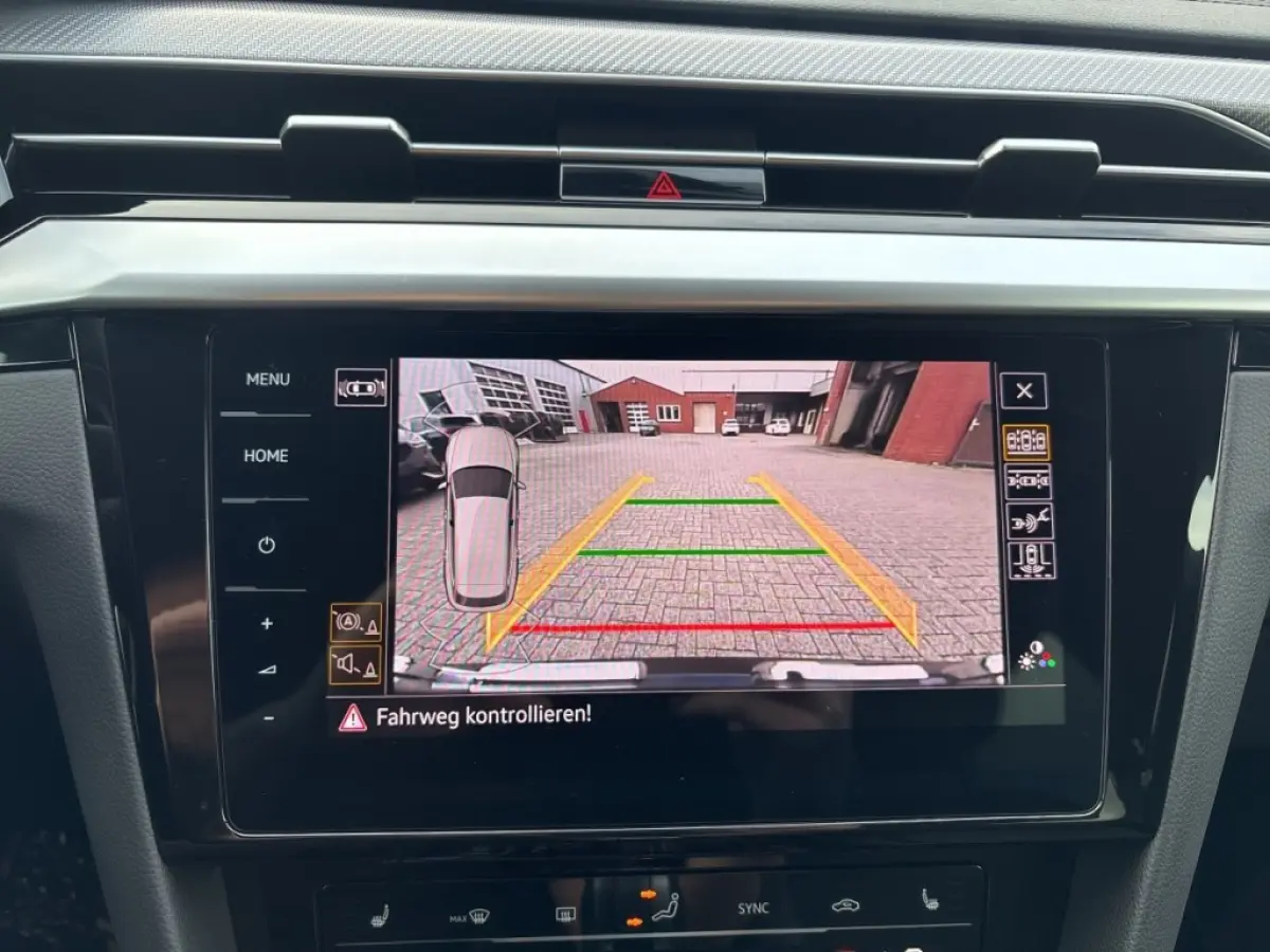 1.4 TSI eHYBRID R-LINE BUSINESS+ CAMERA/ELEK-KLEP/ACC/STOELVERW/CARPLAY