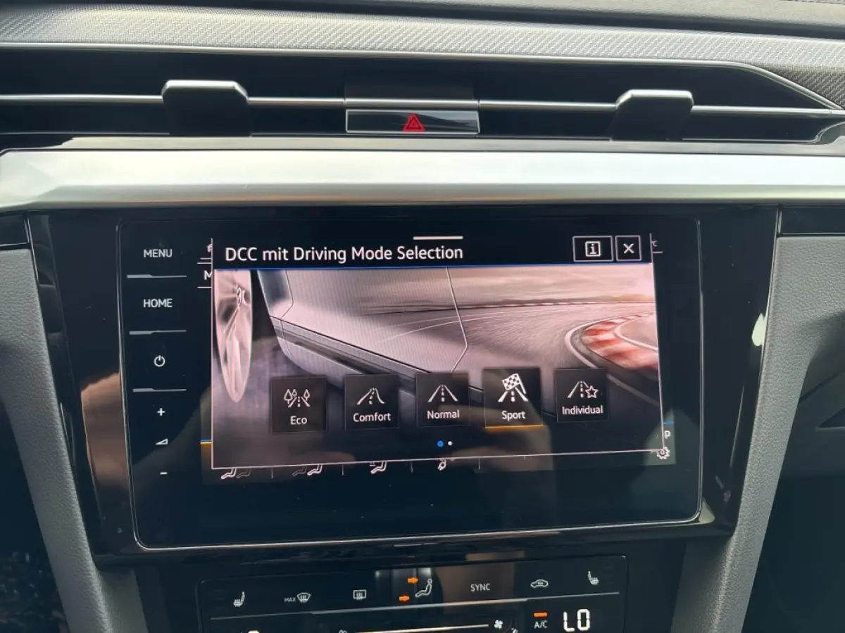 1.4 TSI eHYBRID R-LINE BUSINESS+ CAMERA/ELEK-KLEP/ACC/STOELVERW/CARPLAY