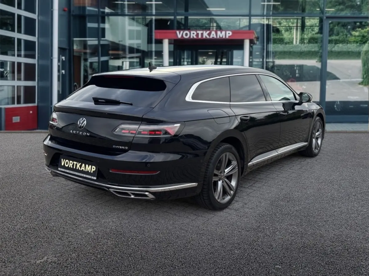 1.4 TSI eHYBRID R-LINE BUSINESS+ CAMERA/ELEK-KLEP/ACC/STOELVERW/CARPLAY