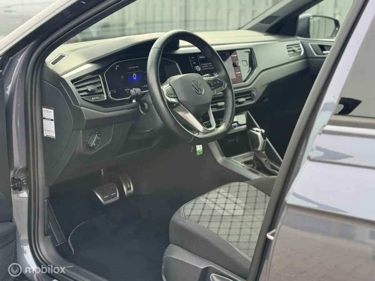 1.0 TSI R-Line Nieuw Stoelverwarming