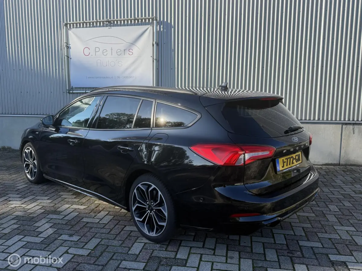 1.0 EcoBoost ST Line Automaat 2019 / Camera / Stoelverwarming / Carplay / 18inc / 2e eigenaar NAP
