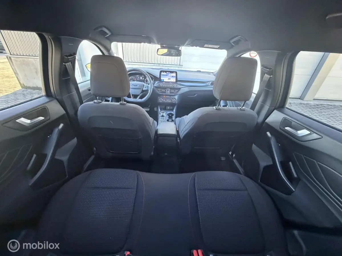 1.0 EcoBoost ST Line Automaat 2019 / Camera / Stoelverwarming / Carplay / 18inc / 2e eigenaar NAP