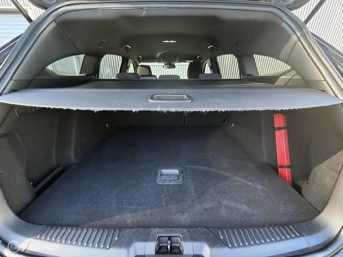 1.0 EcoBoost ST Line Automaat 2019 / Camera / Stoelverwarming / Carplay / 18inc / 2e eigenaar NAP