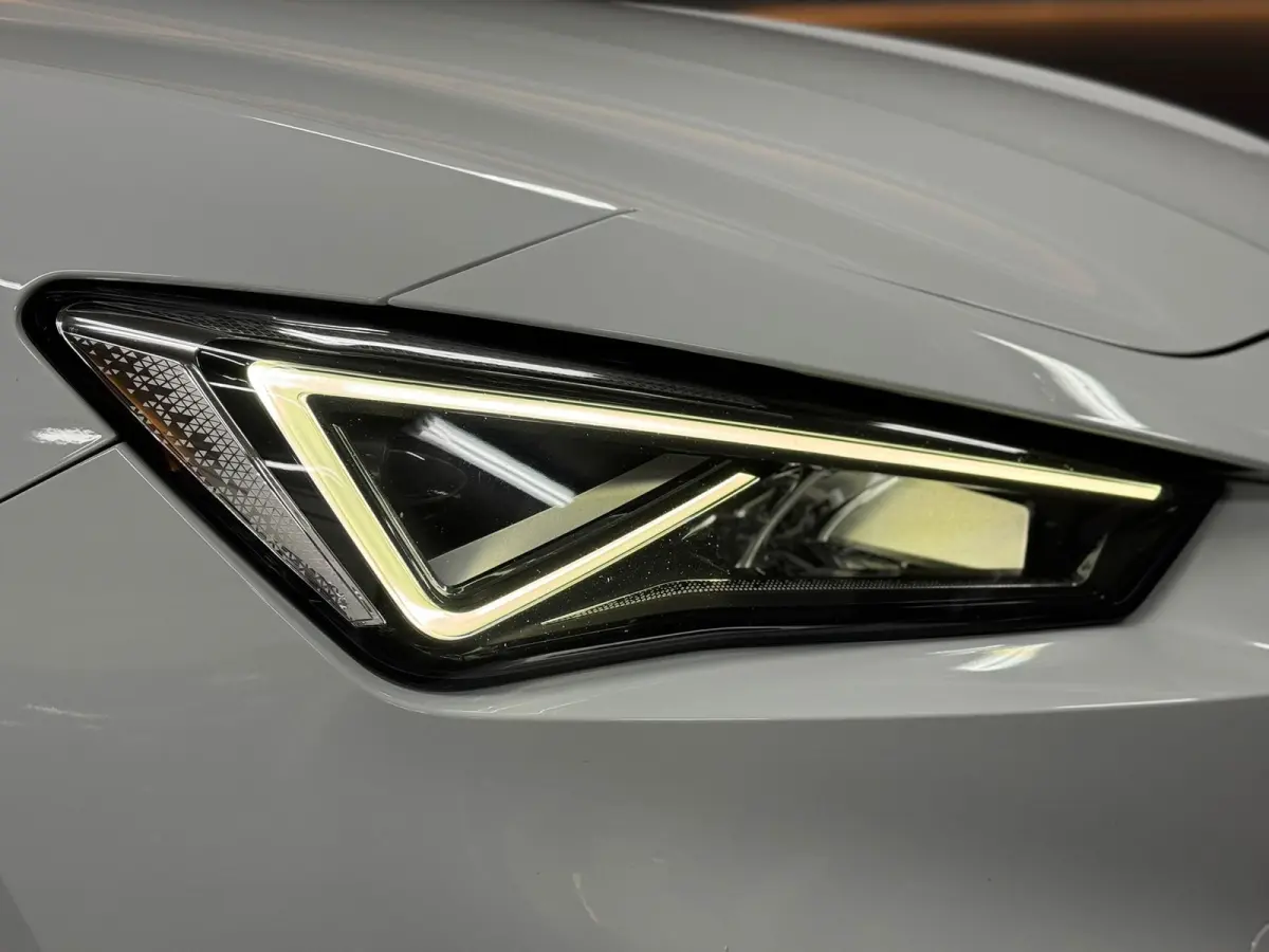 1.4 TSI FR eHybrid|Cam|Keyless|Memory|Sfeerv|Carplay