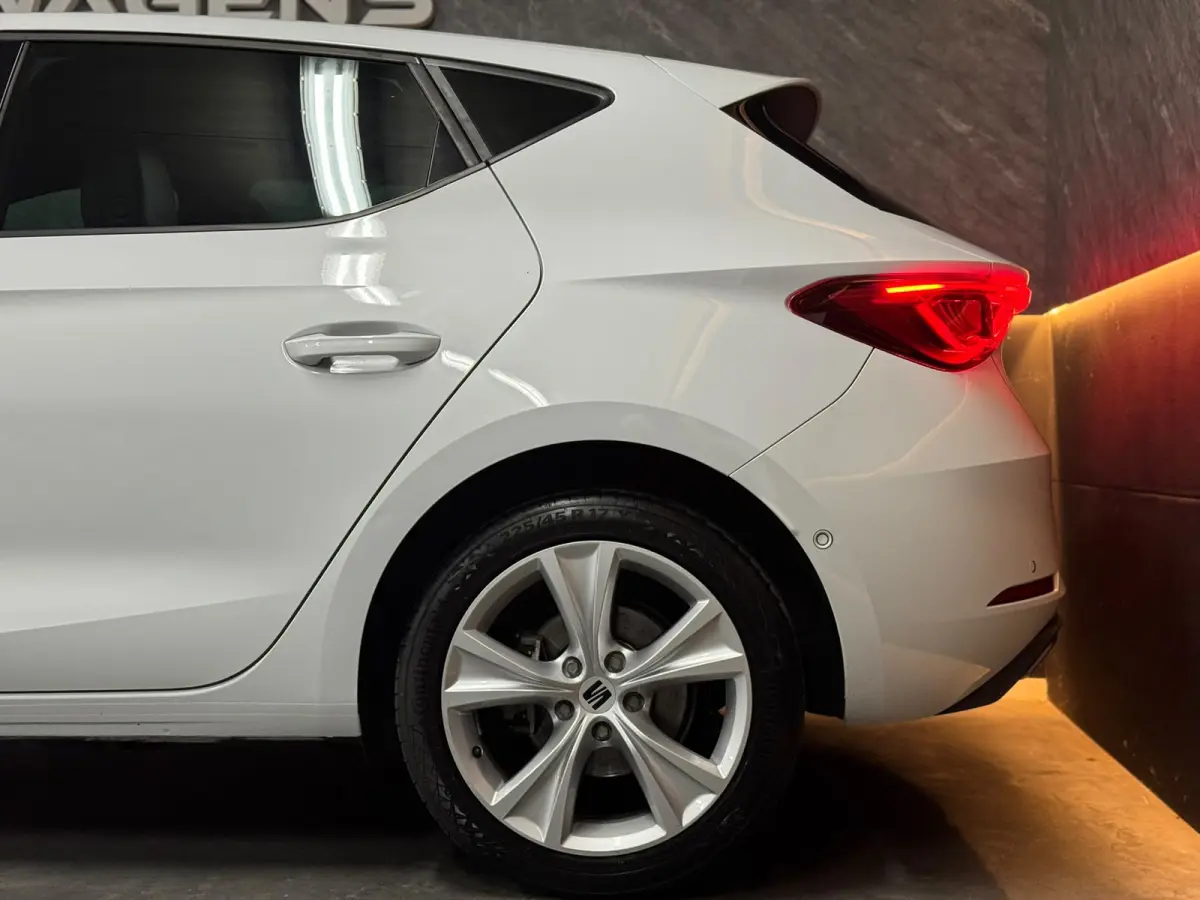 1.4 TSI FR eHybrid|Cam|Keyless|Memory|Sfeerv|Carplay