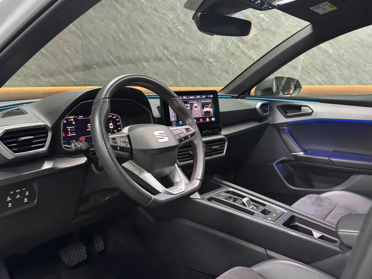 1.4 TSI FR eHybrid|Cam|Keyless|Memory|Sfeerv|Carplay