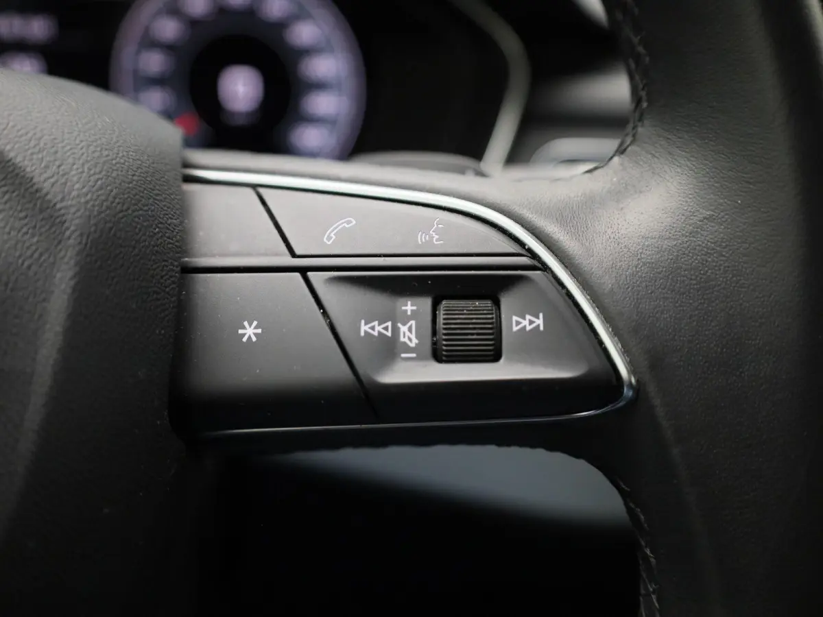35 TFSI Business Edition | ACC | Achteruitrijcamera | Matrix LED | Lederen bekleding | Stoelverwarming | Virtual Cockpit |