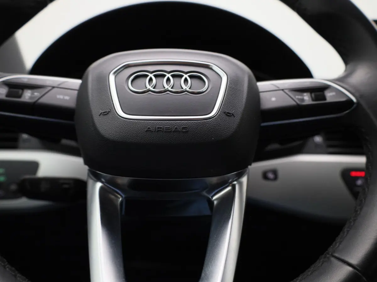 35 TFSI Business Edition | ACC | Achteruitrijcamera | Matrix LED | Lederen bekleding | Stoelverwarming | Virtual Cockpit |