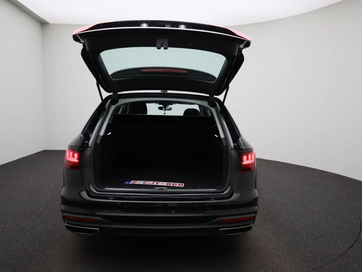 35 TFSI Business Edition | ACC | Achteruitrijcamera | Matrix LED | Lederen bekleding | Stoelverwarming | Virtual Cockpit |