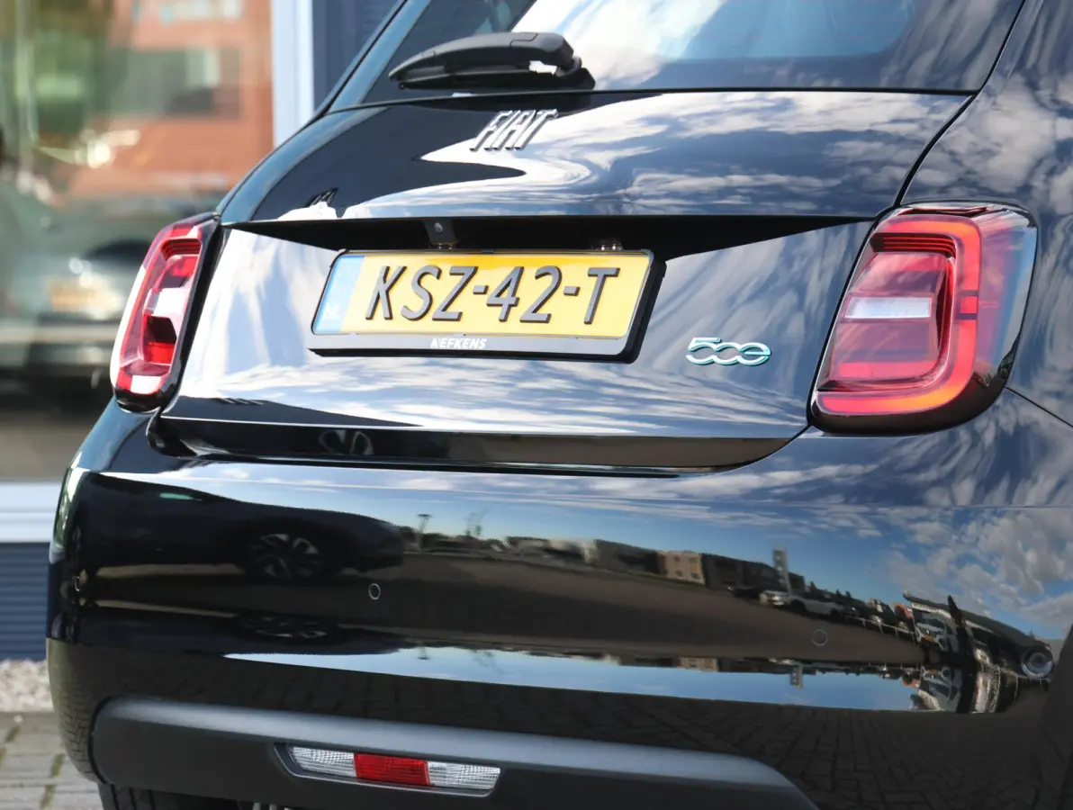 Icon 42 kWh 1e Eigenaar | Camera | Navigatie | Apple Carplay & Android Auto