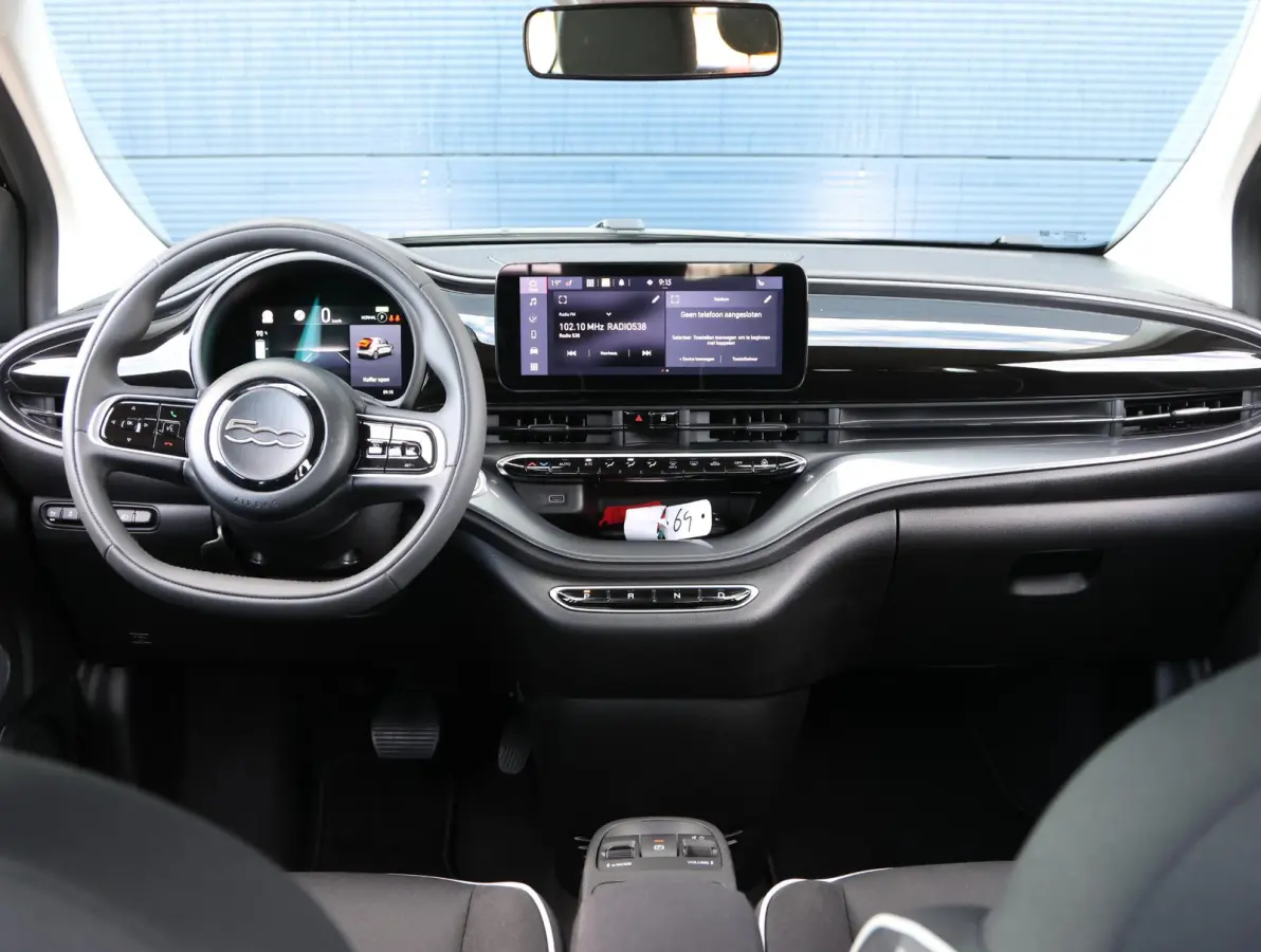 Icon 42 kWh 1e Eigenaar | Camera | Navigatie | Apple Carplay & Android Auto