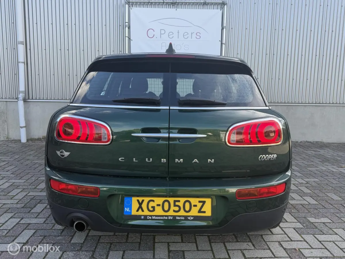 1.5 Cooper Chili Serious Business 2019 / Panodak / Carplay / Harman Kardon / Camera / Dealeronderhouden 1e eigenaar