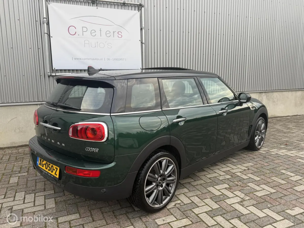 1.5 Cooper Chili Serious Business 2019 / Panodak / Carplay / Harman Kardon / Camera / Dealeronderhouden 1e eigenaar