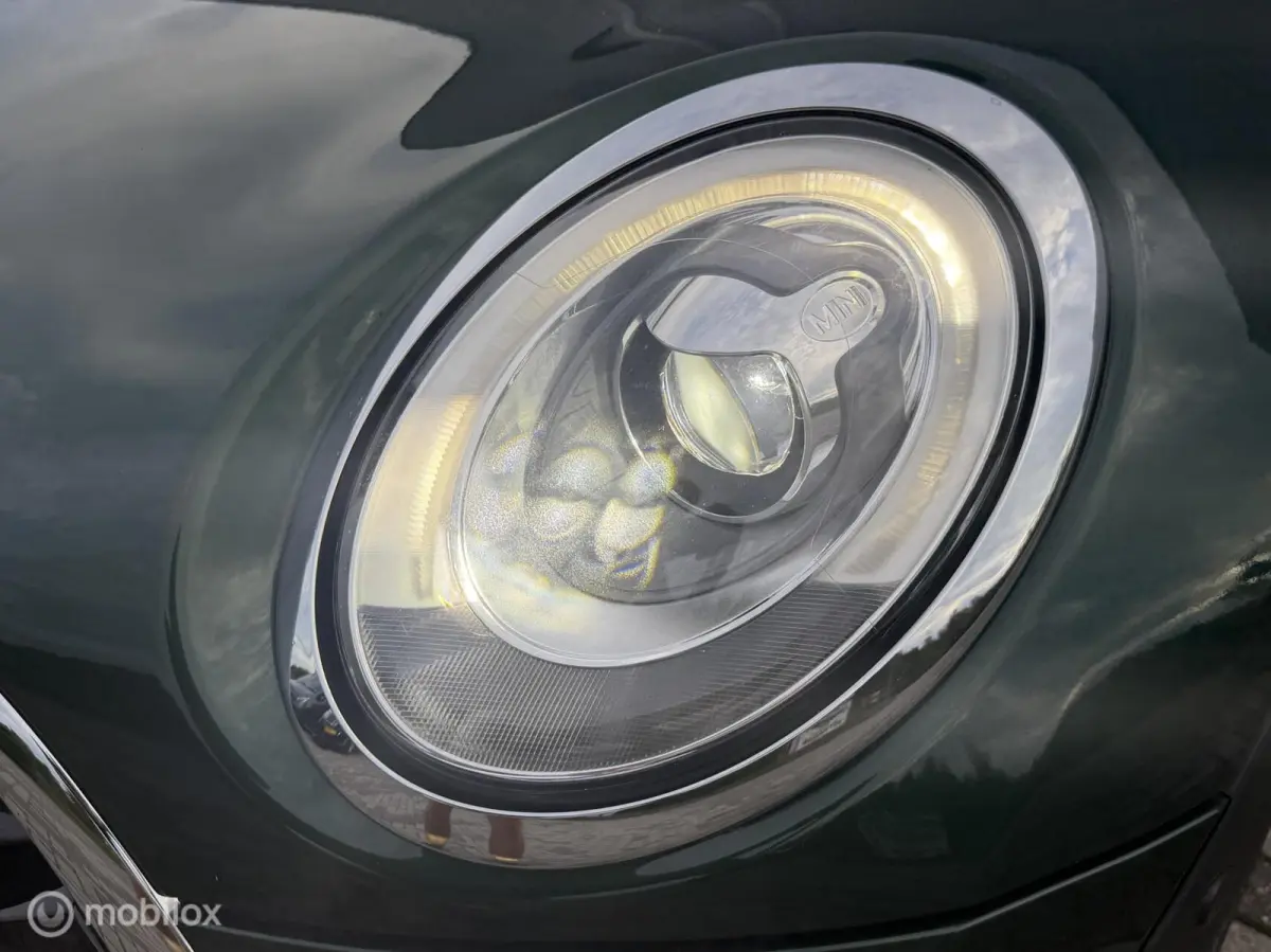 1.5 Cooper Chili Serious Business 2019 / Panodak / Carplay / Harman Kardon / Camera / Dealeronderhouden 1e eigenaar