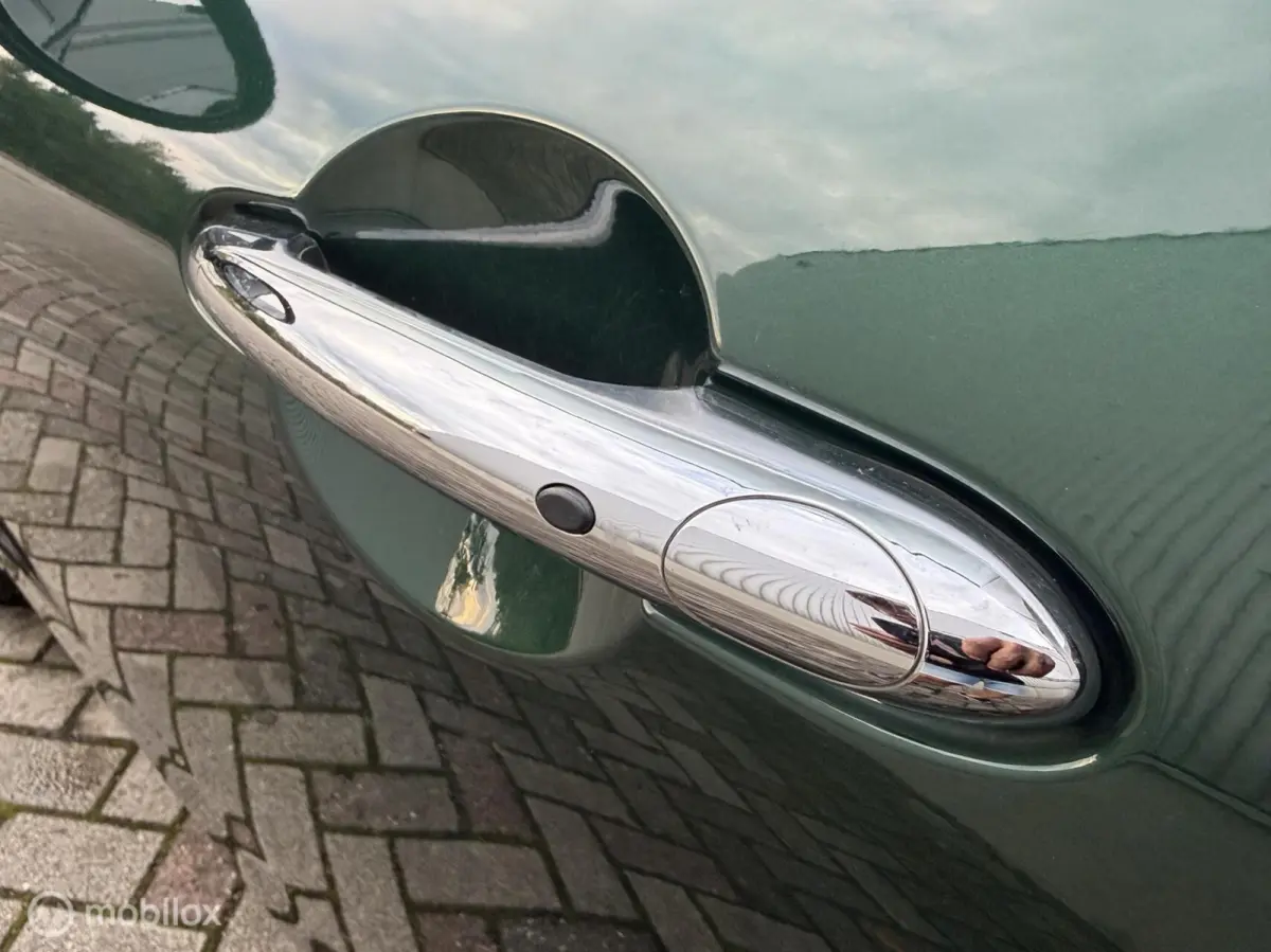 1.5 Cooper Chili Serious Business 2019 / Panodak / Carplay / Harman Kardon / Camera / Dealeronderhouden 1e eigenaar
