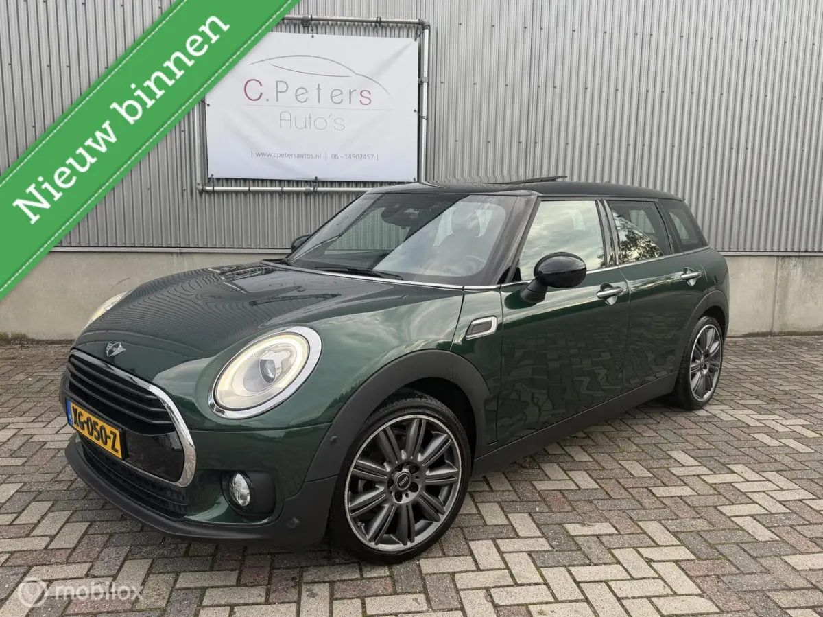 1.5 Cooper Chili Serious Business 2019 / Panodak / Carplay / Harman Kardon / Camera / Dealeronderhouden 1e eigenaar