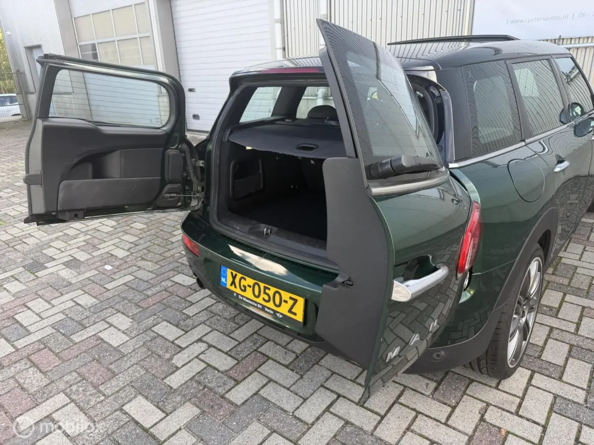 1.5 Cooper Chili Serious Business 2019 / Panodak / Carplay / Harman Kardon / Camera / Dealeronderhouden 1e eigenaar