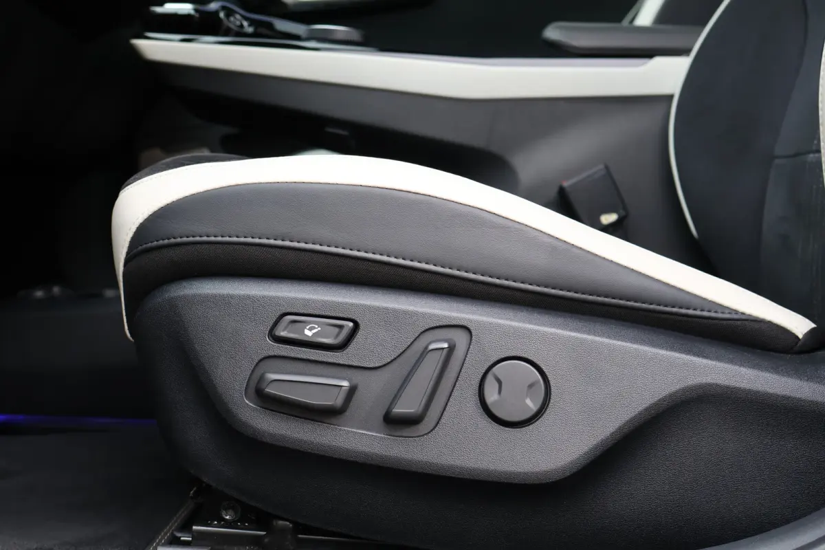 GT-Line AWD 77.4 kWh | Head-up | 360 Camera | Stoelverwarming V+A | Stoelventilatie | Adaptive Cruise | Elektrische achterklep | 20 Inch