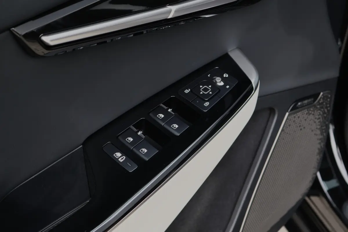 GT-Line AWD 77.4 kWh | Head-up | 360 Camera | Stoelverwarming V+A | Stoelventilatie | Adaptive Cruise | Elektrische achterklep | 20 Inch