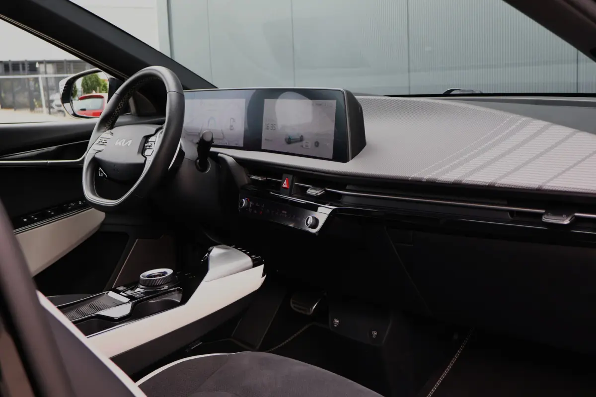 GT-Line AWD 77.4 kWh | Head-up | 360 Camera | Stoelverwarming V+A | Stoelventilatie | Adaptive Cruise | Elektrische achterklep | 20 Inch