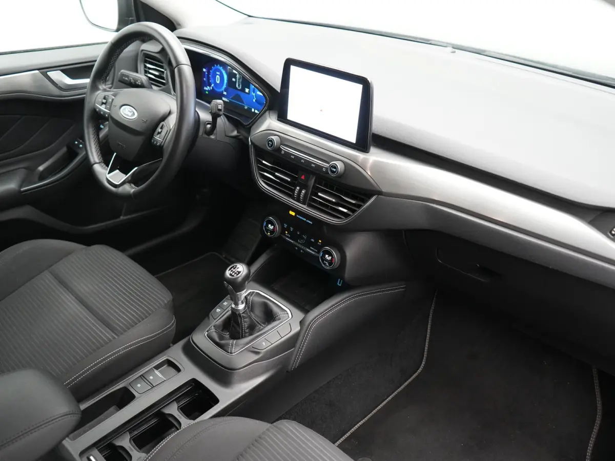 1.0 EcoBoost Hybrid Titanium Business 125pk | Camera | Apple Carplay | Keyless | Lane Assist | Elektrische Achterklep | Cruise Control | Virtual | Climate Control | Draadloze Telefoonlader |