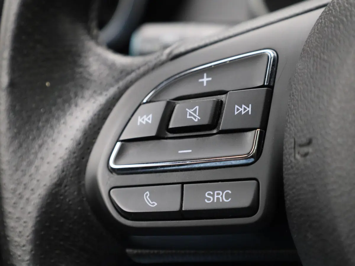 MG Luxury 45 kWh | PANO | ACC | Achteruitrijcamera | Stoelverwarming | Apple Carplay/Android Auto |