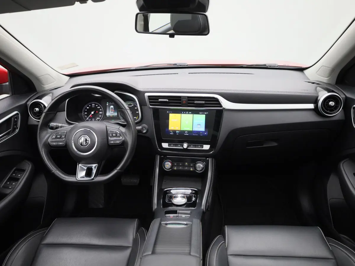 MG Luxury 45 kWh | PANO | ACC | Achteruitrijcamera | Stoelverwarming | Apple Carplay/Android Auto |
