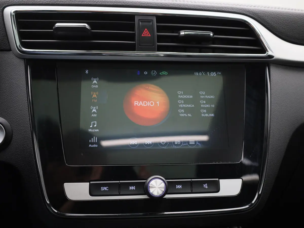 MG Luxury 45 kWh | PANO | ACC | Achteruitrijcamera | Stoelverwarming | Apple Carplay/Android Auto |